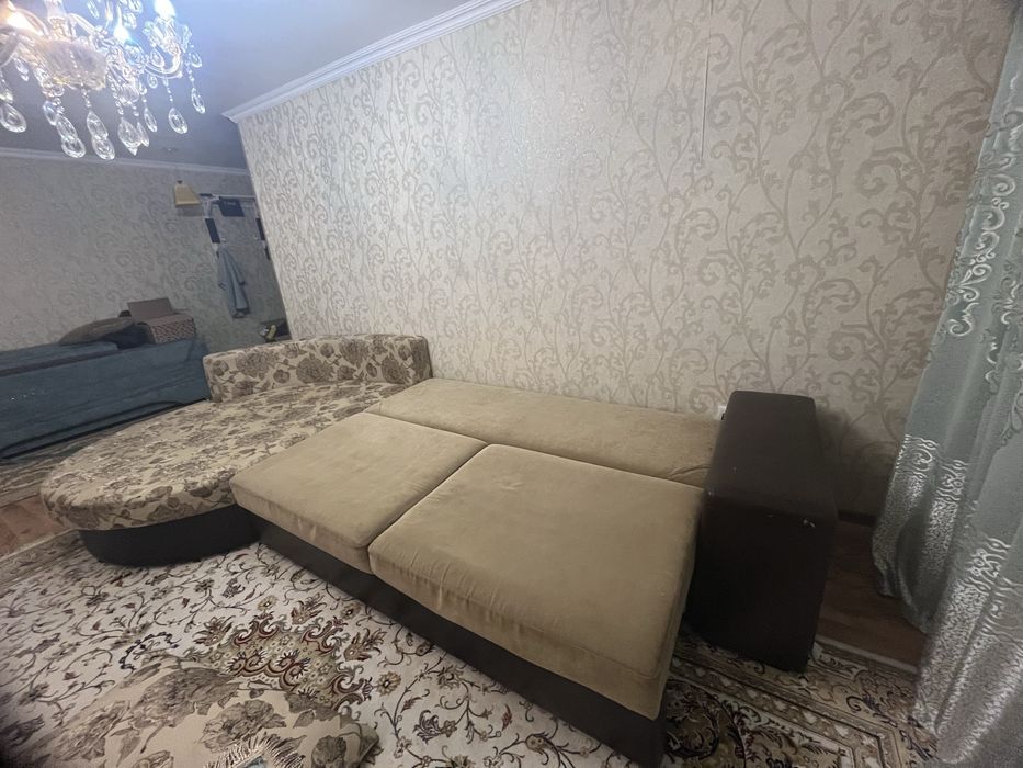 Продам Диван,  в  хорошем состояниий