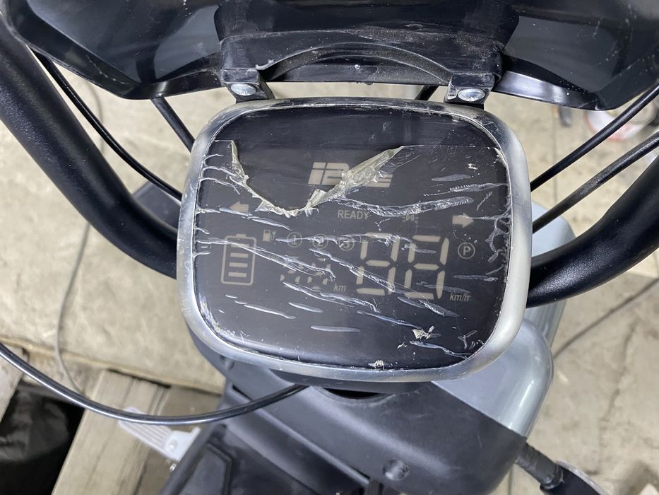 Электроскутер/электровелосипед