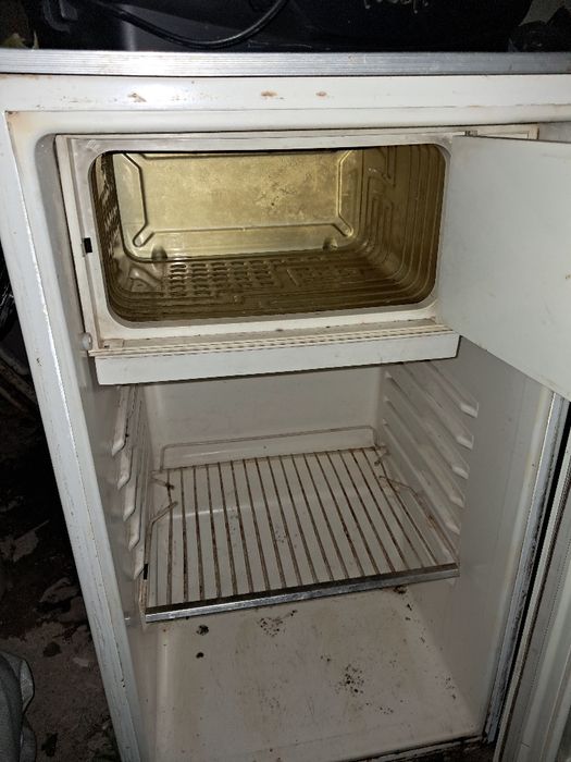 Продам холодильник