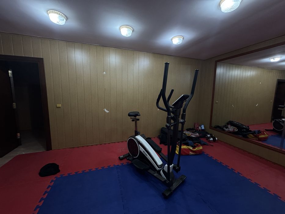 Велолыжий тренажор , в отличном состояние