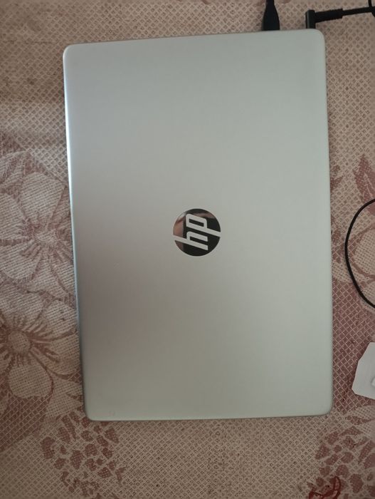 hp core i3 1215u 8/512gb