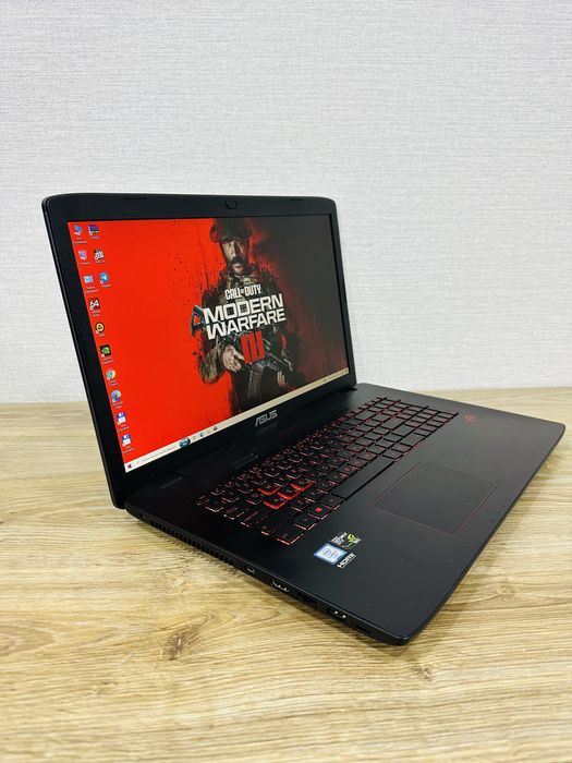 ASUS ROG Core i7-8 Ядерный, Мощный, Топ Игравой ноутбук для Игр и IT