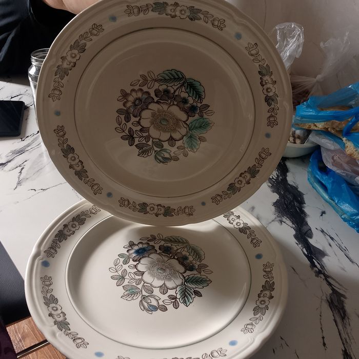 Тарелки для плова и тд.2 шт,размером 30 см