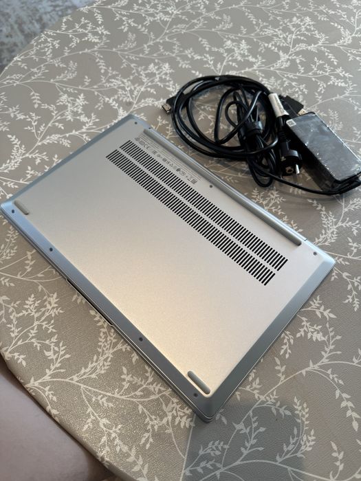 Лаптоп Lenovo Idea Pad 5 ultraslim3