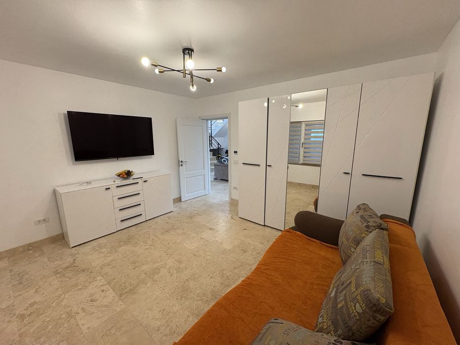 Casa 4 dormitoare renovata finisaje premium teren 459mp