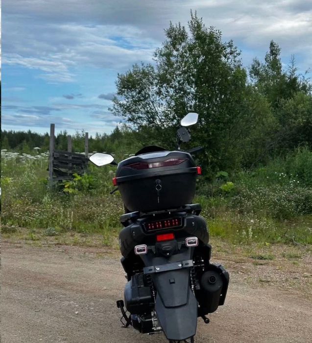 Продам скутер мопед