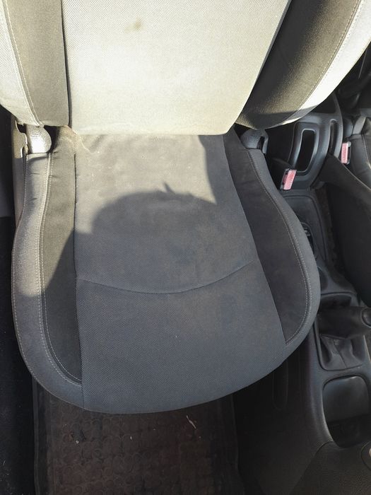 Scaun dreapta fata PEUGEOT 206 [Fabr 1998-2009]