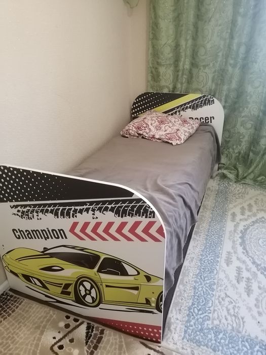 Продам детскую кроватку