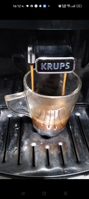 Кафеавтомат Krups EA819E10 Arabica Latte