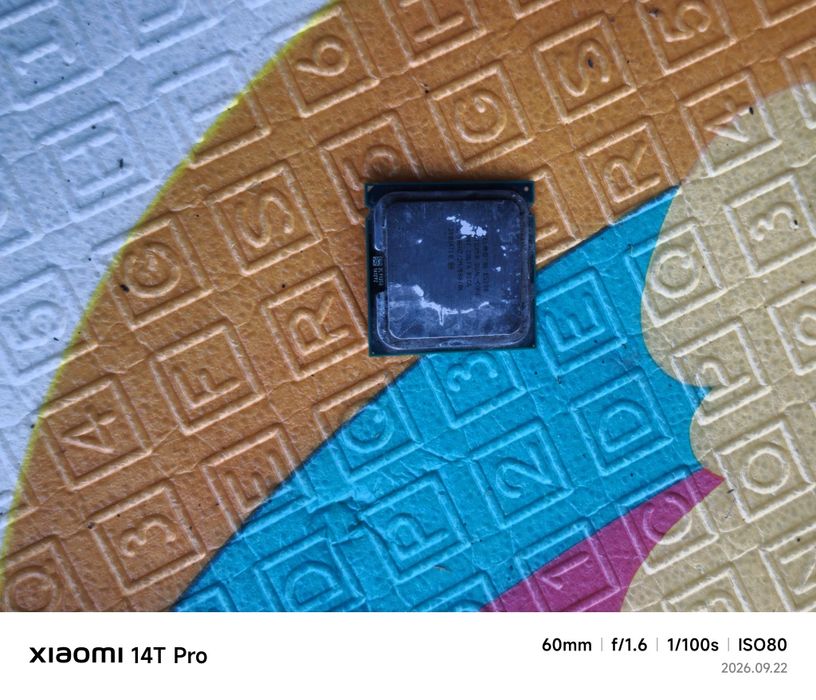 Продам процессор Intel Pentium Dual-Core E5200