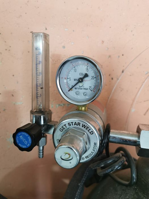 Редуктор аргоновый, углекислотный с подогревом 220в.