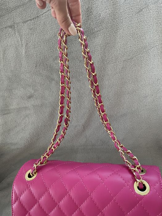 Направи подарък с чанта от естествена кожа 90 лева