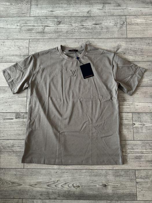 IN STOC | Tricou Louis Vuitton Premium