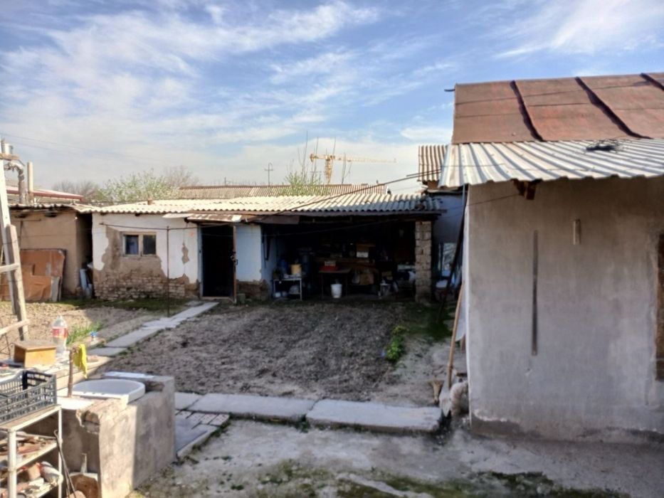 Продается участок с домом