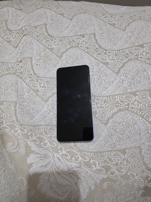 Продам телефон в хорошем состоянии на запчасти