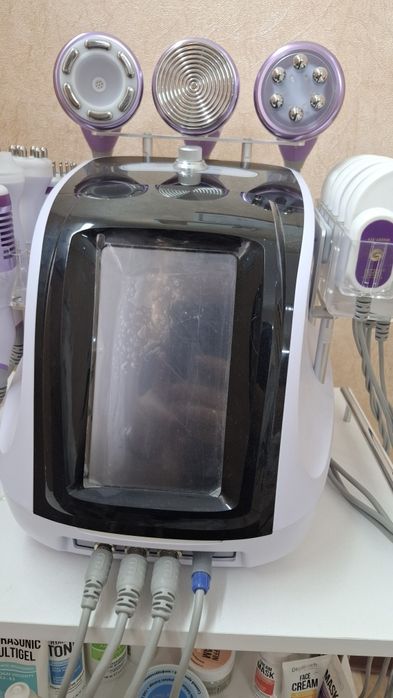 Косметологический комбайн Cosmic 881