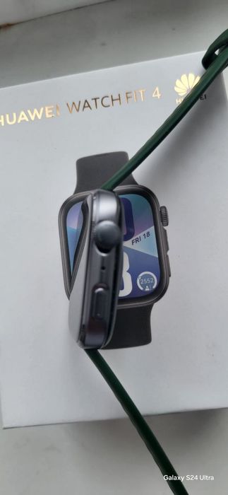 Продам Huawei Fit 4