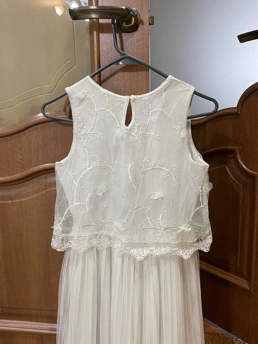 Платья нарядные на девочку