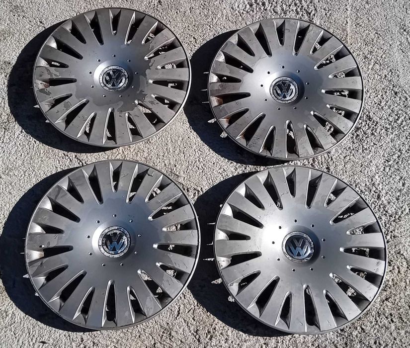 Vand 2 jante tabla Volkswagen, capace roti Volkswagen si un set Logan