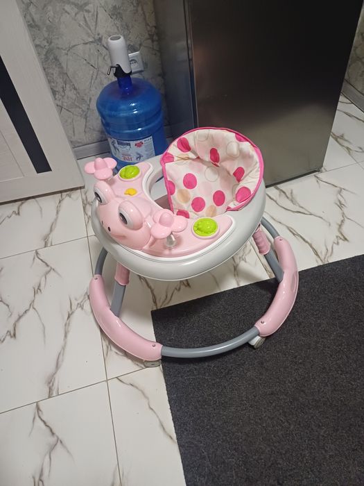 Продаётся детская ходунок