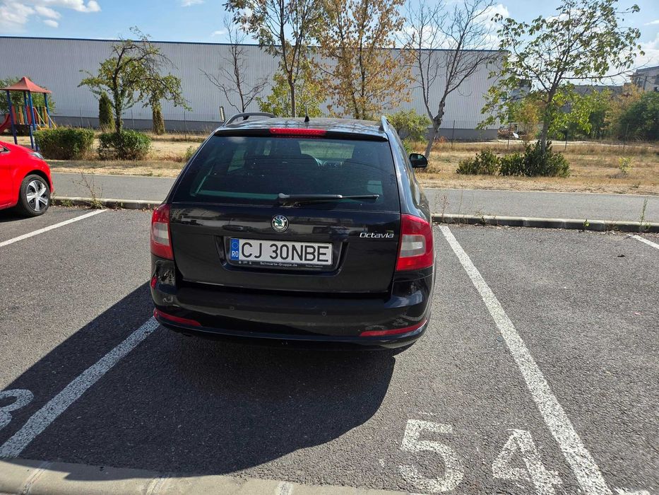 SKODA Octavia 2012 — imagine 4