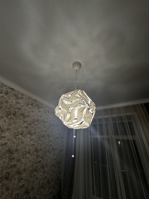 Продам люстры для зала,спальни,прихожки