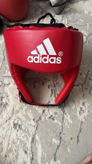 Срочно продам шлем для бокса