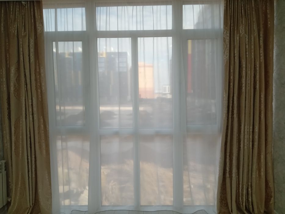 Продам Шторы в отличном состоянии