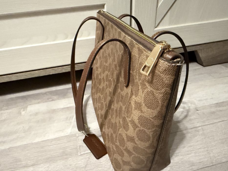 Продам сумки, guess и coach