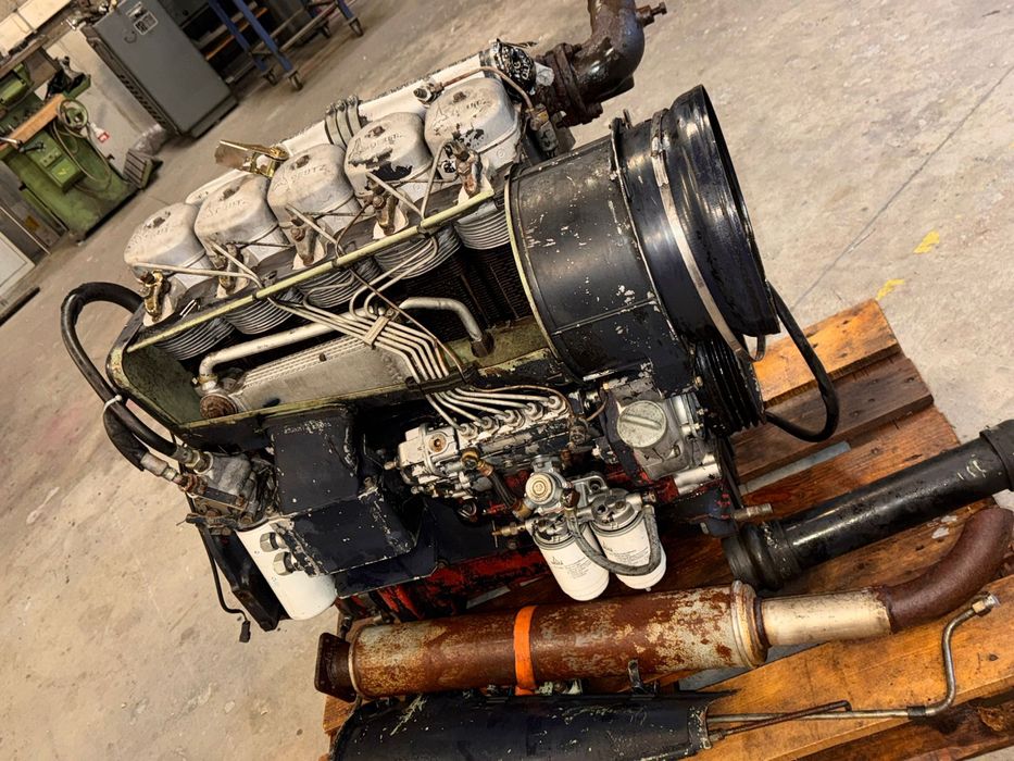 Deutz F5L913  motor in 5 pistoane fara turbo
