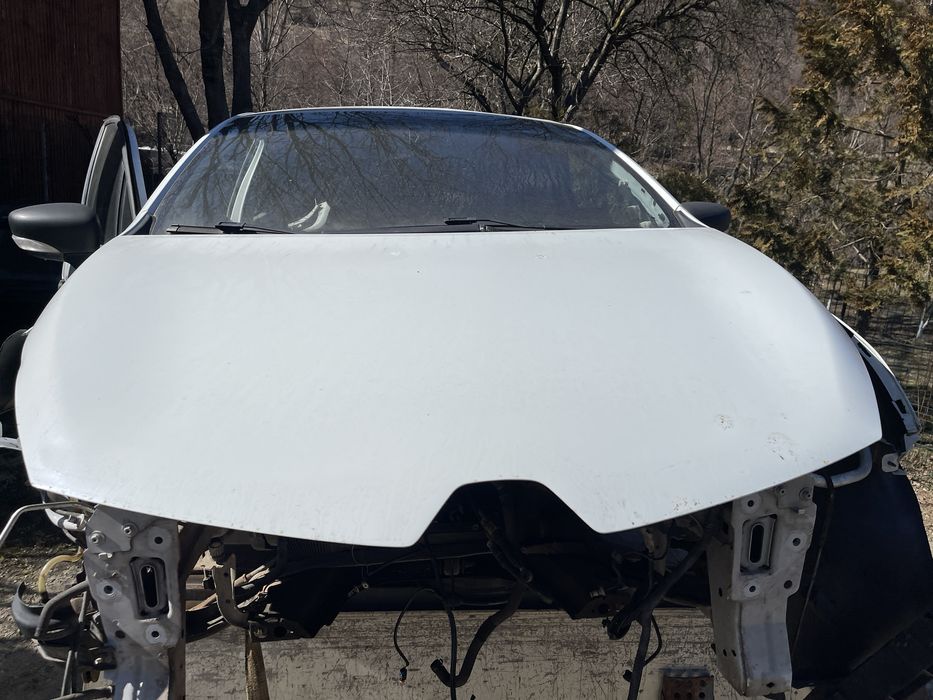 Dezmembrez renault clio IV 4 1.5 dci 75 cp 2014