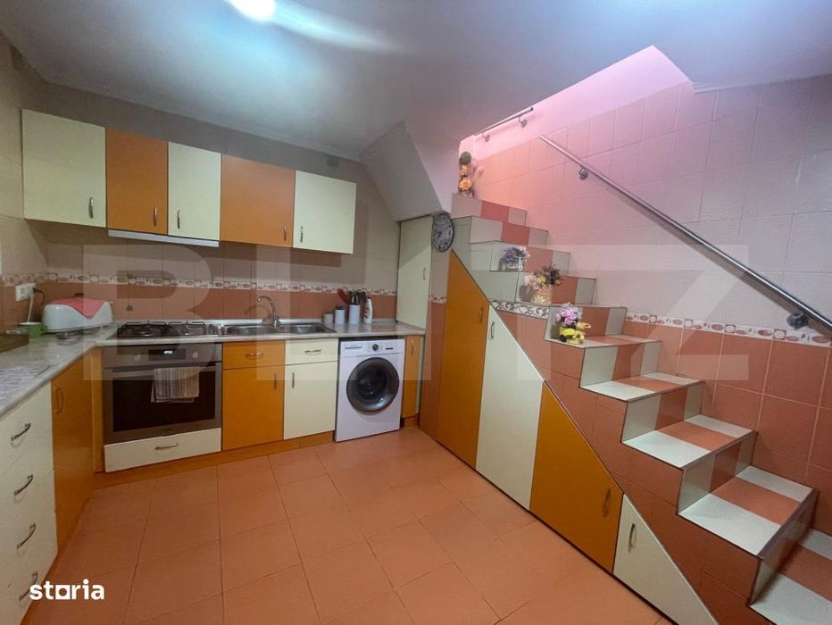 Casa cu etaj, 5 camere, 140 mp, zona Șarat, Campia Turzii