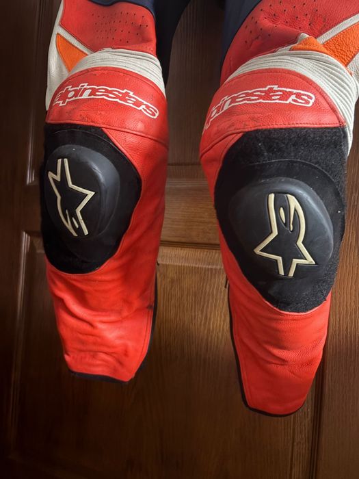 Vând echipament moto complet