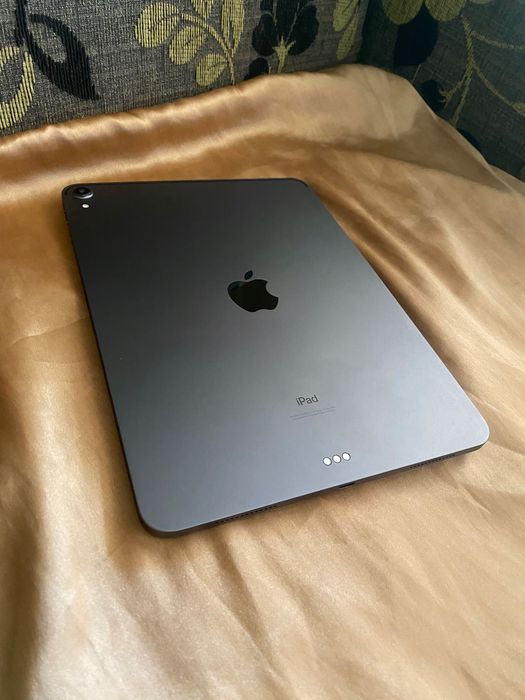 Apple iPad Pro 11-inch 64GB