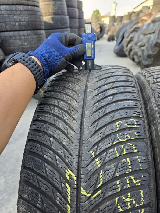 Anvelope de iarna 235-55r17 Michelin