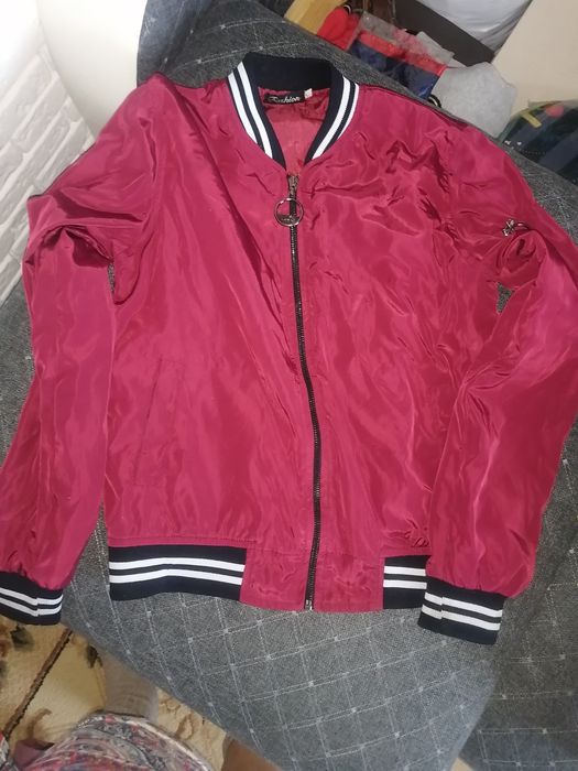 Ветровки подростковые дешево