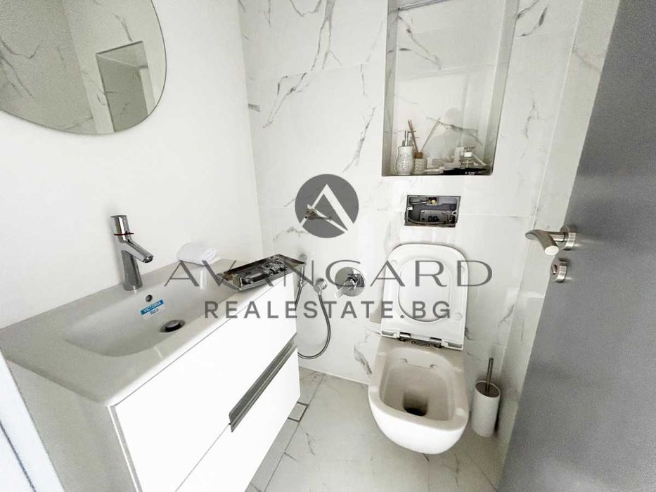 Продава се Къща в Пловдив, Остромила - 388 кв.м за 1225 €/кв.м - Снимка #19