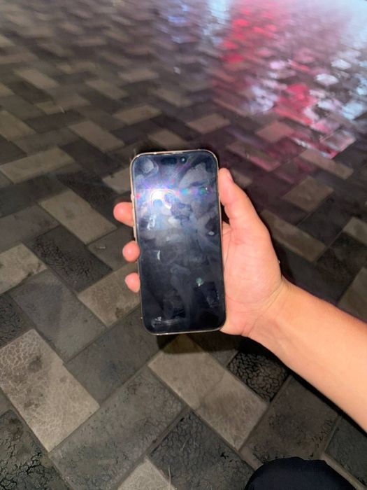 Iphone 16 pro 256 gb holati yahshi