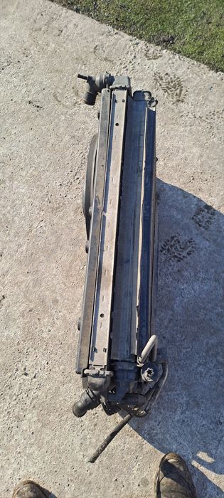 Vand set complet radiatoare vw Golf 5 2.0 bkd