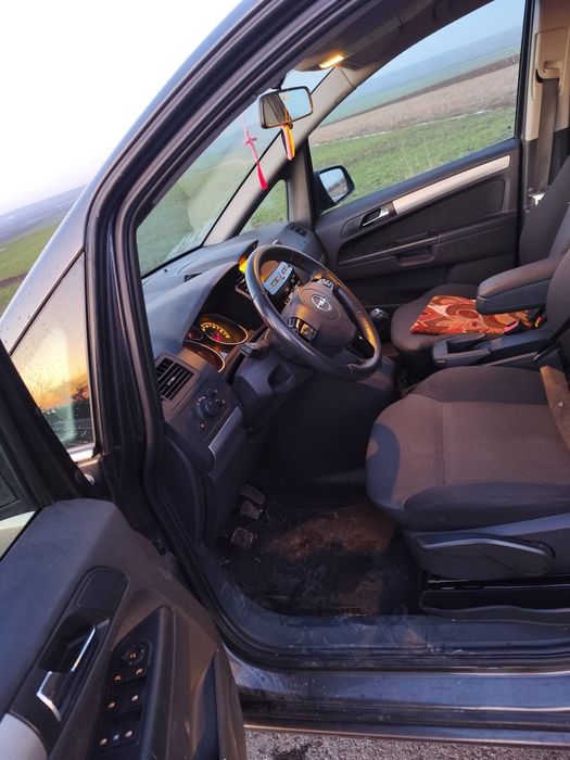 Vand opel zafira 7locuri