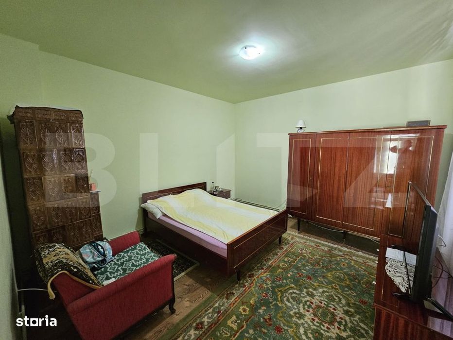 Casa renovata, 4.237mp teren intravilan, Dublu front stradal, Razboien