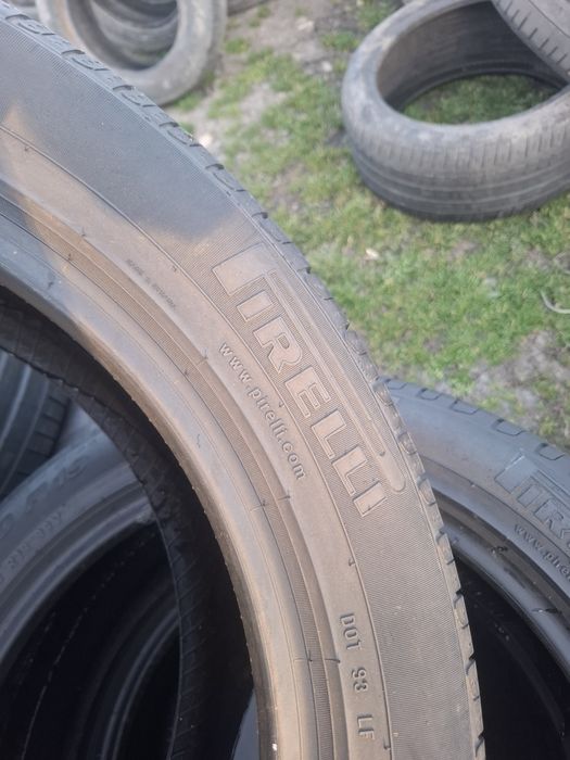 Vand set anvelope 235 55 19 pireli de vara bune