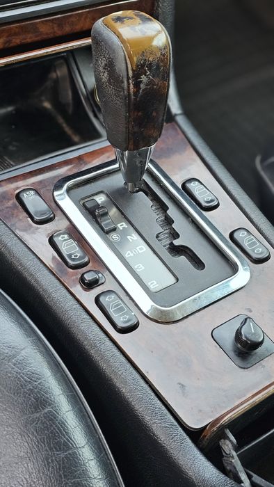 Продам машину w210