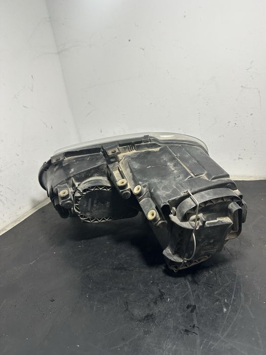 Far dreapta Volkswagen Vw Touran 2003-2007