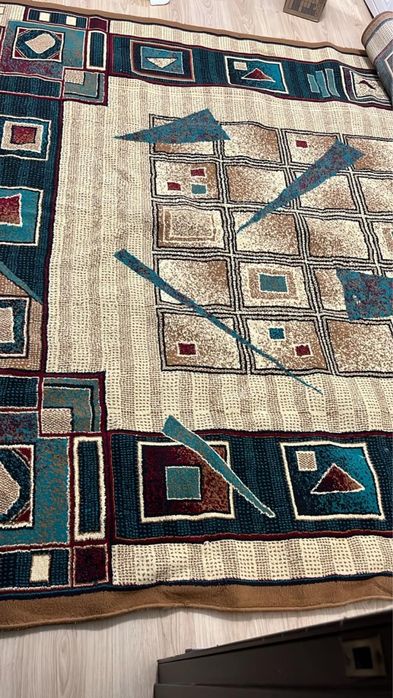 Продам ковер б/у 15.000 тг