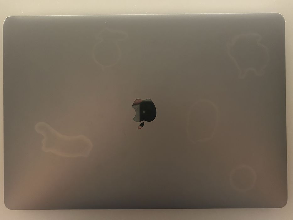 MacBook Pro 16” 2019