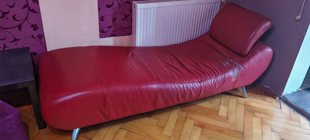 Canapea divan piele roșie