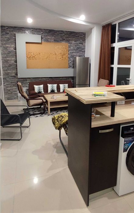 Дава се под наем Многостаен апартамент в Пловдив, Център - 112 кв.м за 561 € - Снимка #8