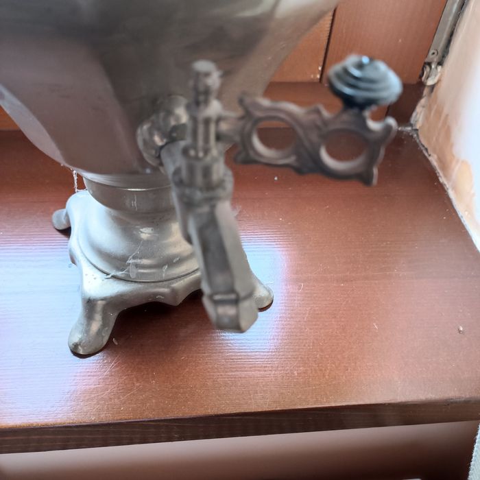 Samovar electric din alama masiva.2 litri