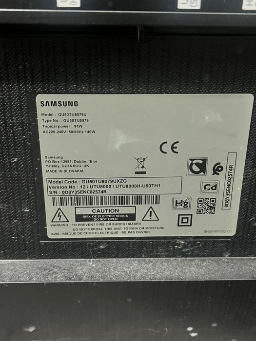 vand tv pentru piese